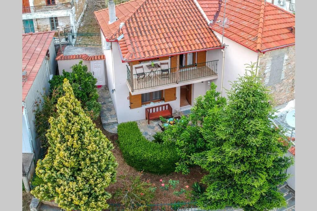 Small House With Garden & View Promirion Экстерьер фото