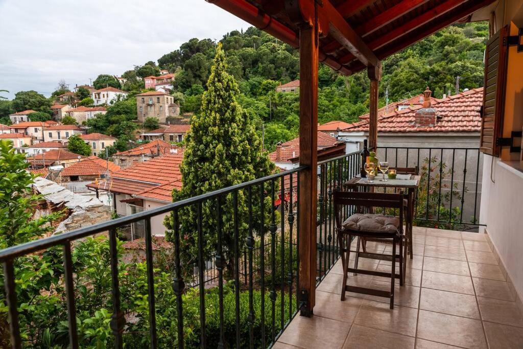 Small House With Garden & View Promirion Экстерьер фото