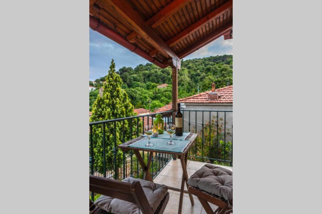 Small House With Garden & View Promirion Экстерьер фото